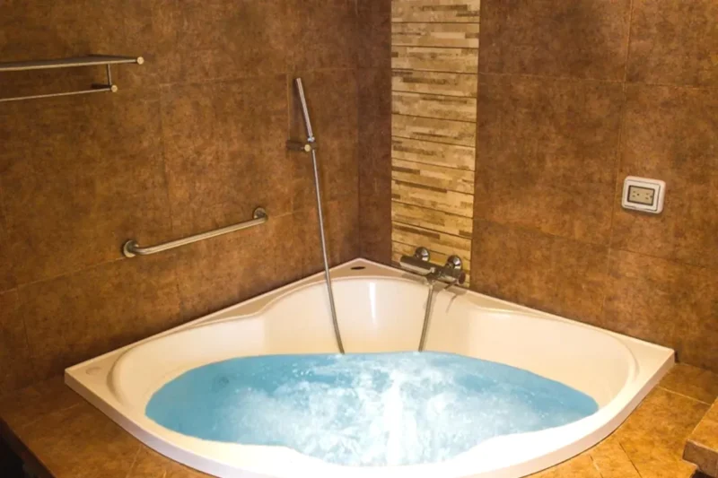 Bañera de Hidromasaje Hotel Boutique La Angostura Ica