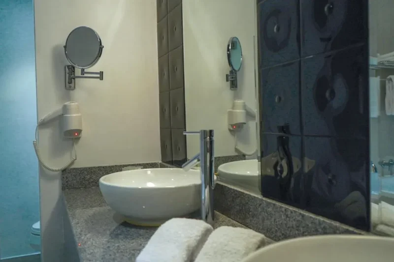 Baño de la Suite NM Lima Hotel