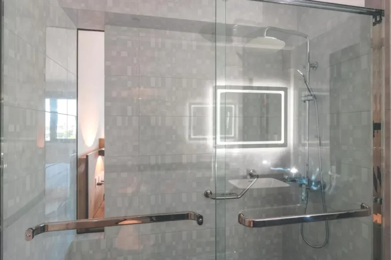 Baño Lyz Business Hotel Piura