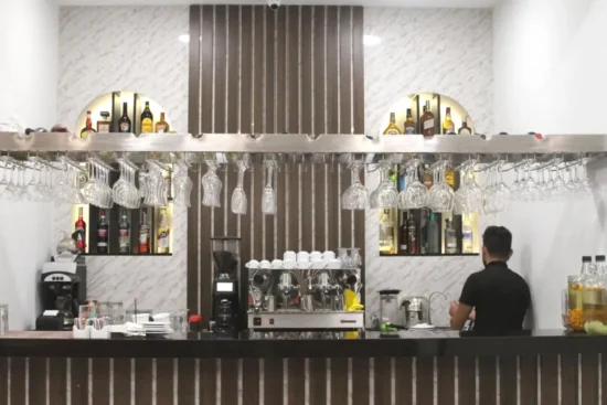 Bar para tomar cocktails en el SM HOTEL Plus San Miguel