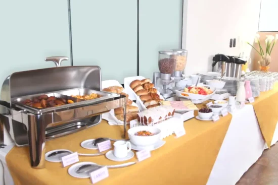 Desayuno incluido Hotel Rivera Inn Lince