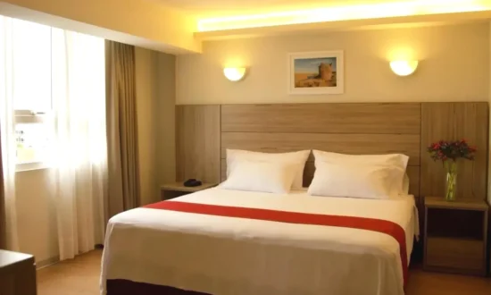 Dormitorio romántico Hotel San Remo Lince