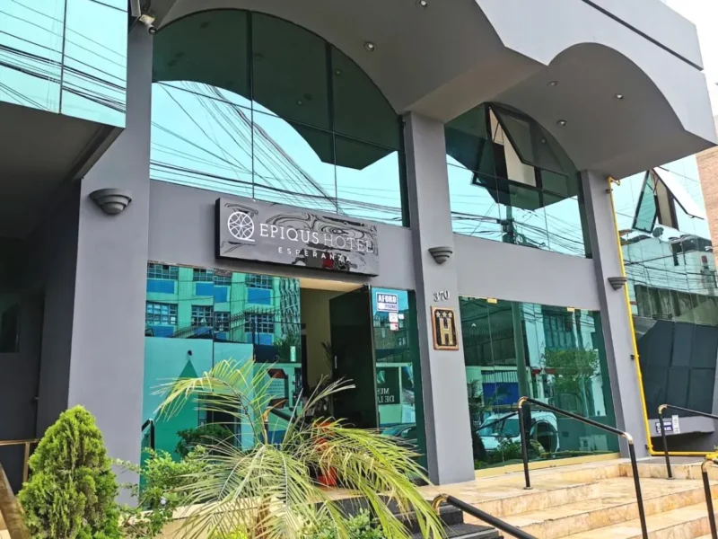 Edificio exterior Epiqus Hotel Miraflores en Lima