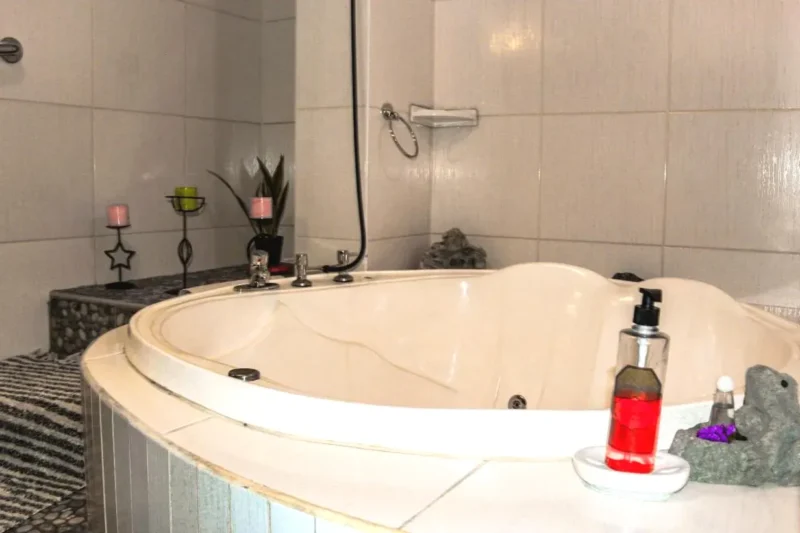 Gran Bañera de Hidromasaje Hotel Tikary Arequipa