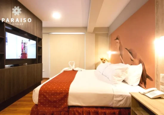 Habitación de lujo con tv Hoteles Paraiso PIURA