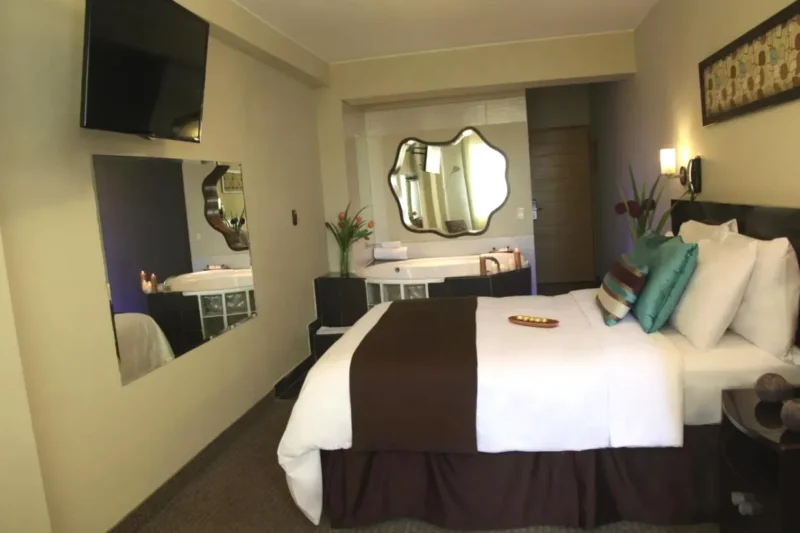 Hot Tub Room Lima Hotel Rivera Inn Lince