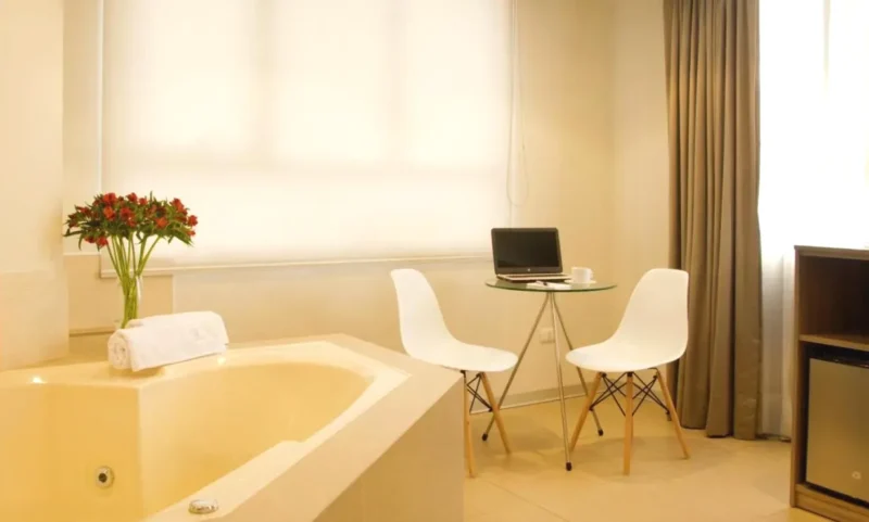 Jacuzzi en la Habitación Hotel San Remo Lince