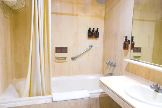 Jacuzzi en la Habitación Miraflores Apartments