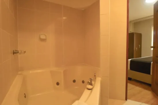 Jacuzzi Epiqus Hotel Miraflores