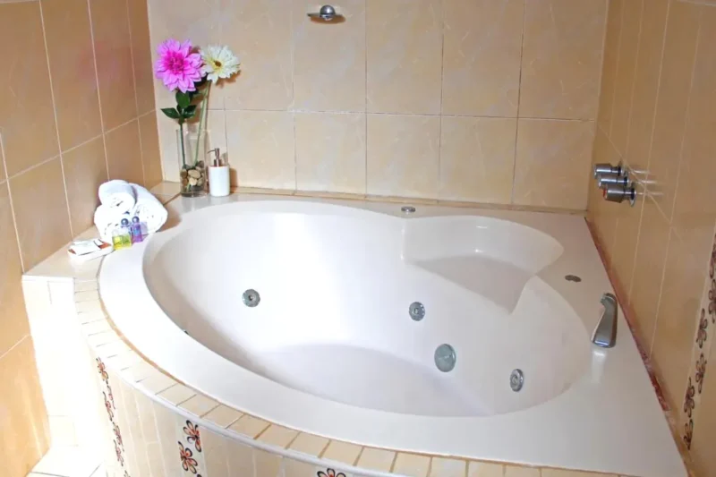 Jacuzzi para Parejas Hotel Villa de Valverde Ica
