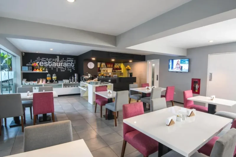 Restaurante del Palmetto Hotel Business San Borja Lima