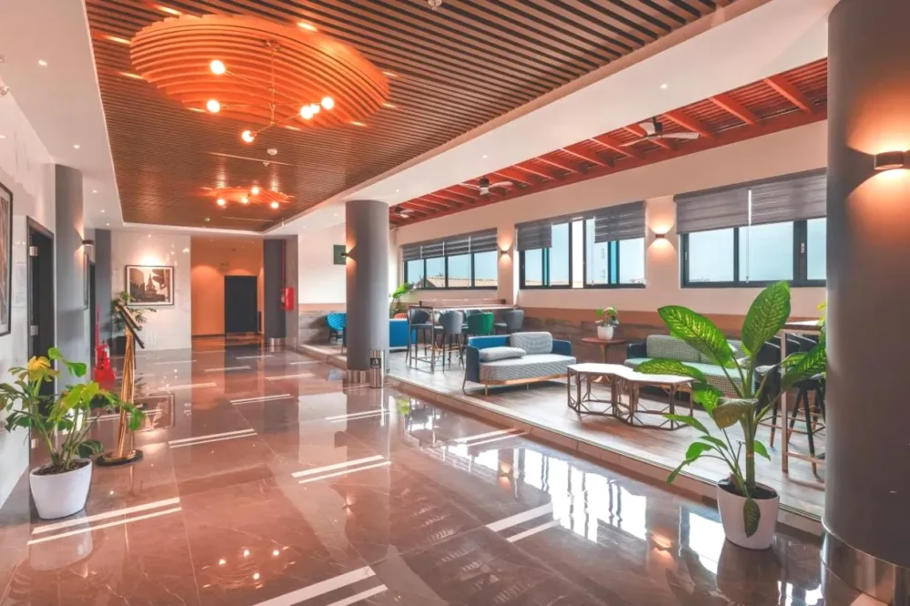 Sala de estar del Lyz Business Hotel Piura