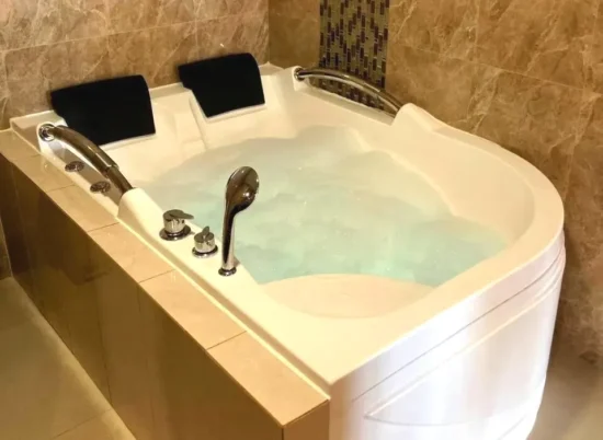 Suite Deluxe SM HOTEL Plus San Miguel con bañera de hidromasaje Lima
