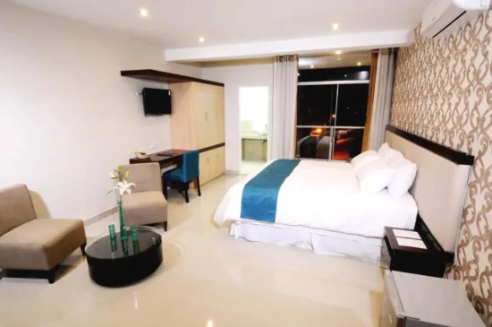 Suite espaciosa del Dom Hotel Piura