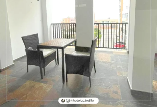 Terraza de la suite Hotel QC Trujillo