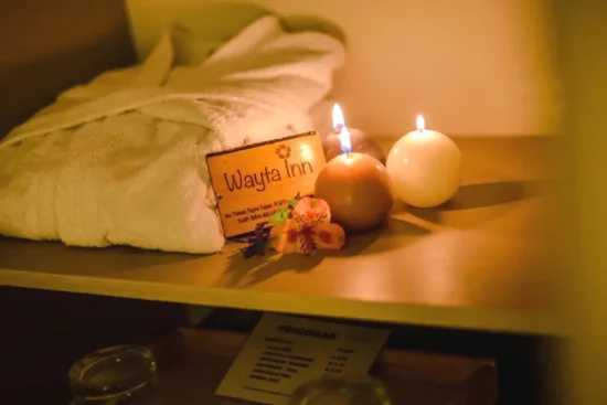 Valas y entorno romántico Wayta Inn Cusco