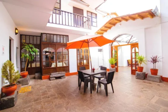 Zona para comer algo Yabar Hotel Plaza Cusco